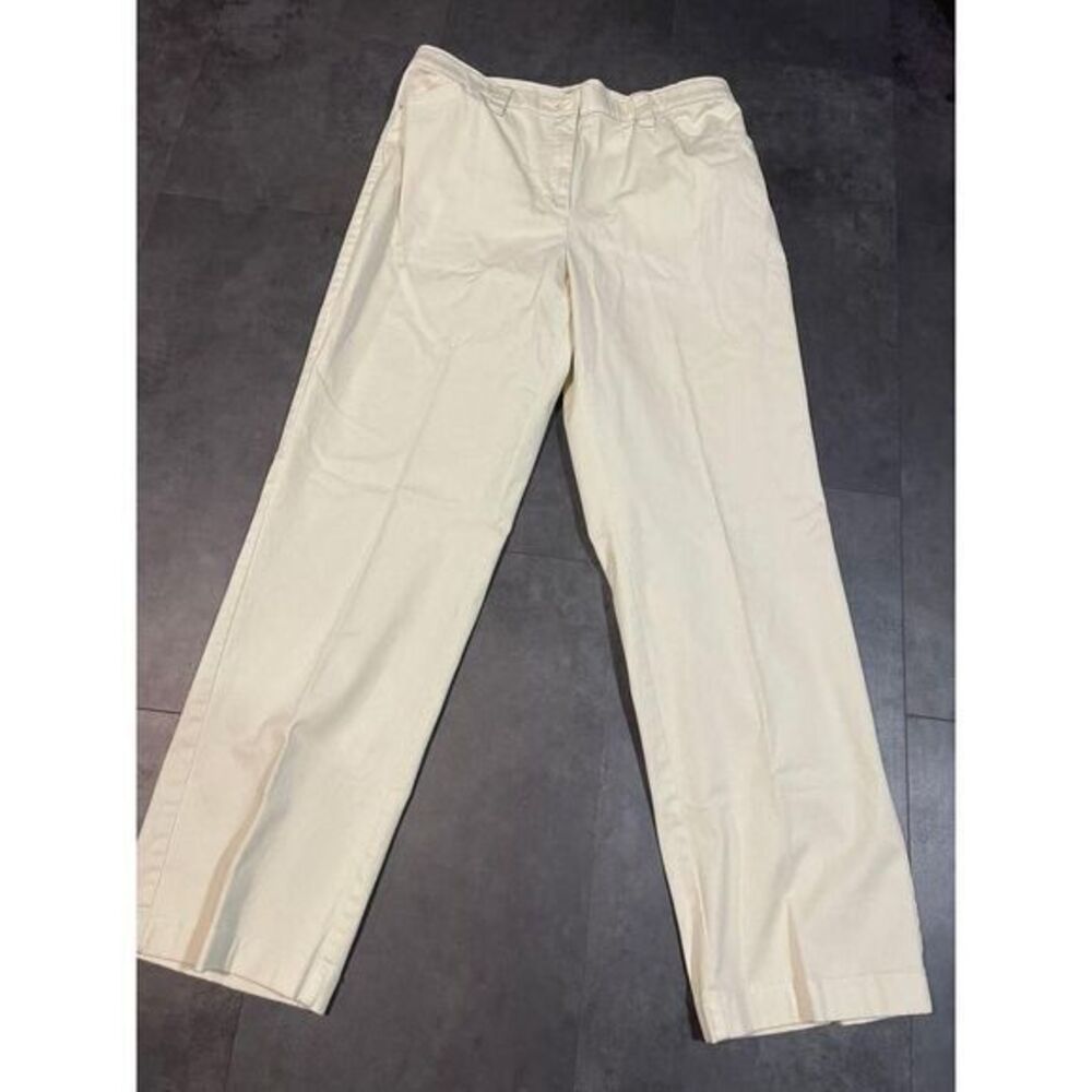 L.L.Bean Classic Fit Cream Pants - Timeless Comfort Size 16‎ B-75